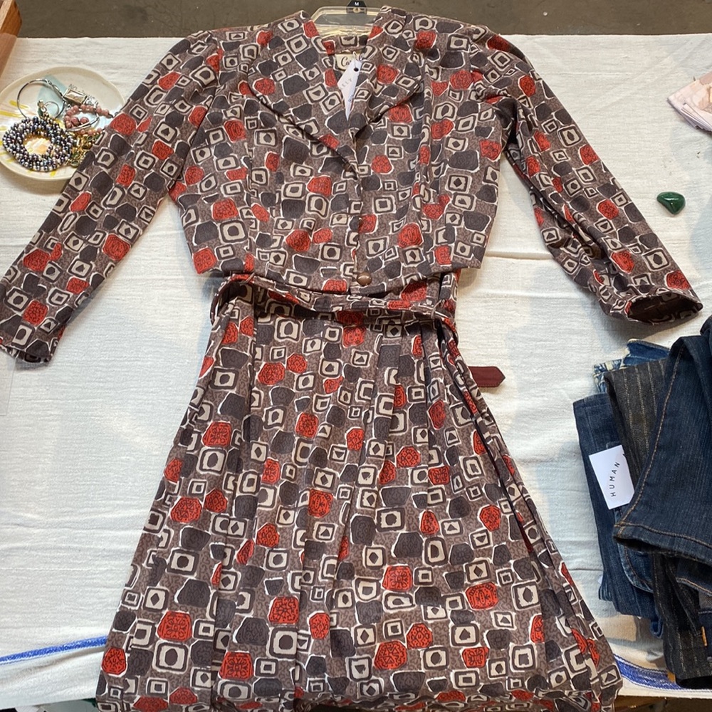 Pristine Vintage dress with matching jacket/belt 50’s
